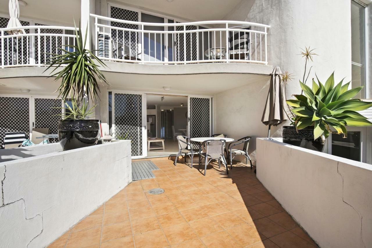 Kirra Palms Holiday Apartments Gold Coast Exterior photo
