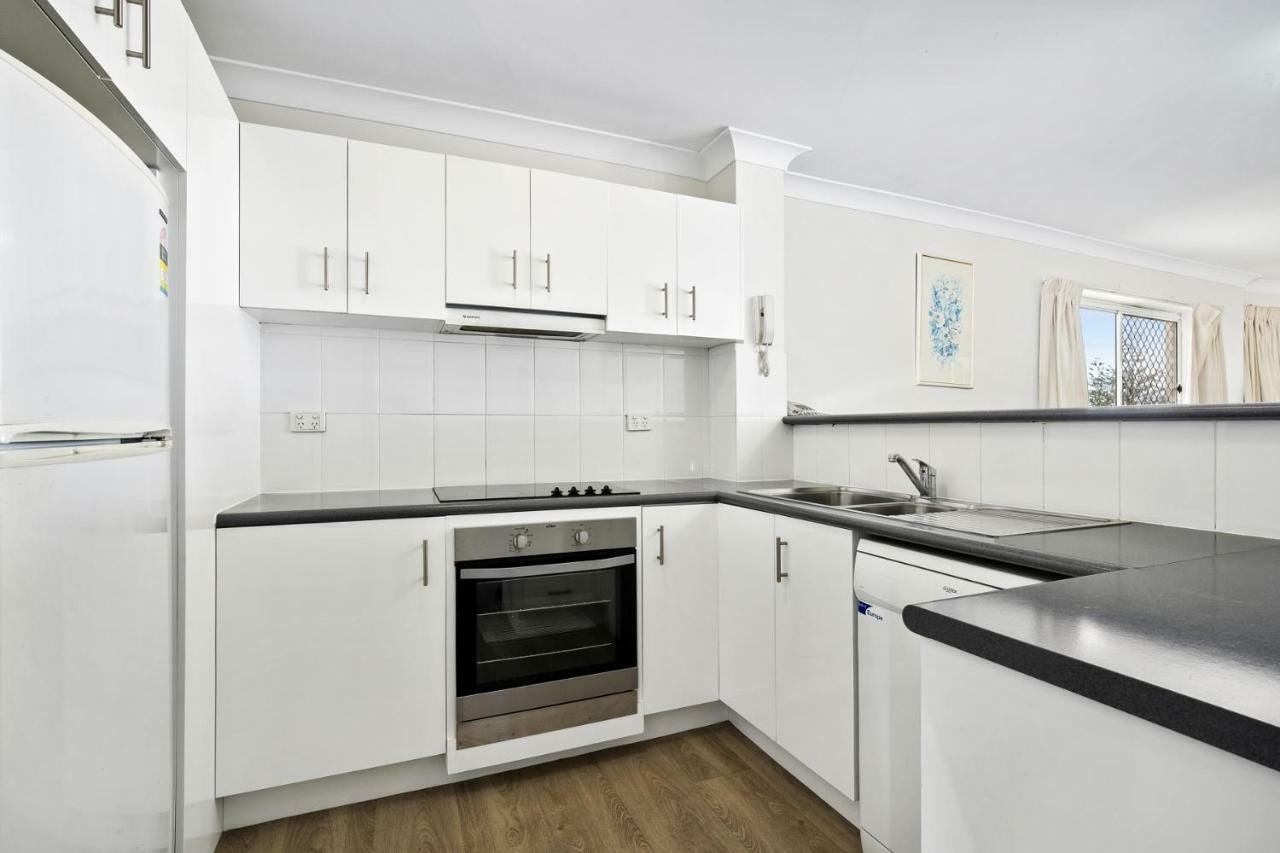 Kirra Palms Holiday Apartments Gold Coast Exterior photo