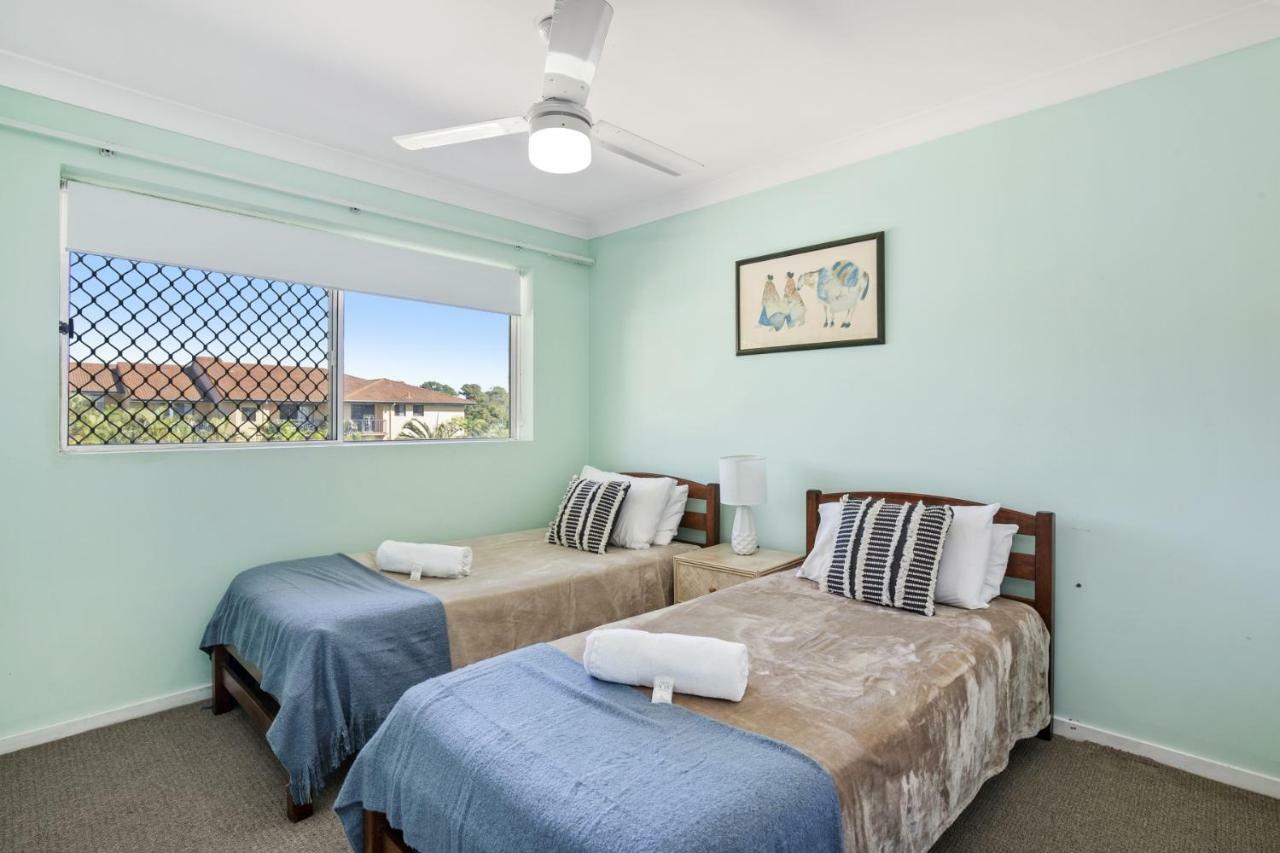 Kirra Palms Holiday Apartments Gold Coast Exterior photo