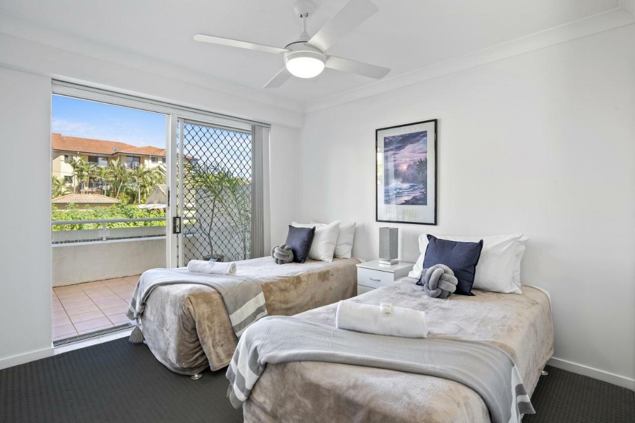 Kirra Palms Holiday Apartments Gold Coast Exterior photo